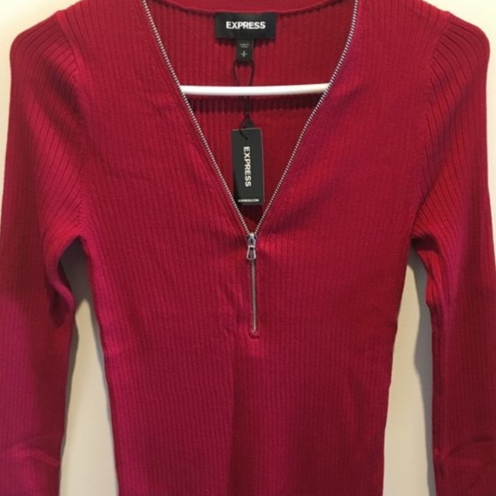 Ribbed low cut zipper accent shirt from Express